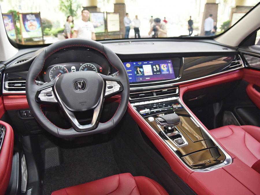 Торпедо ChangAn CS85 Coupe 2018 года  (фото 12 из 20)